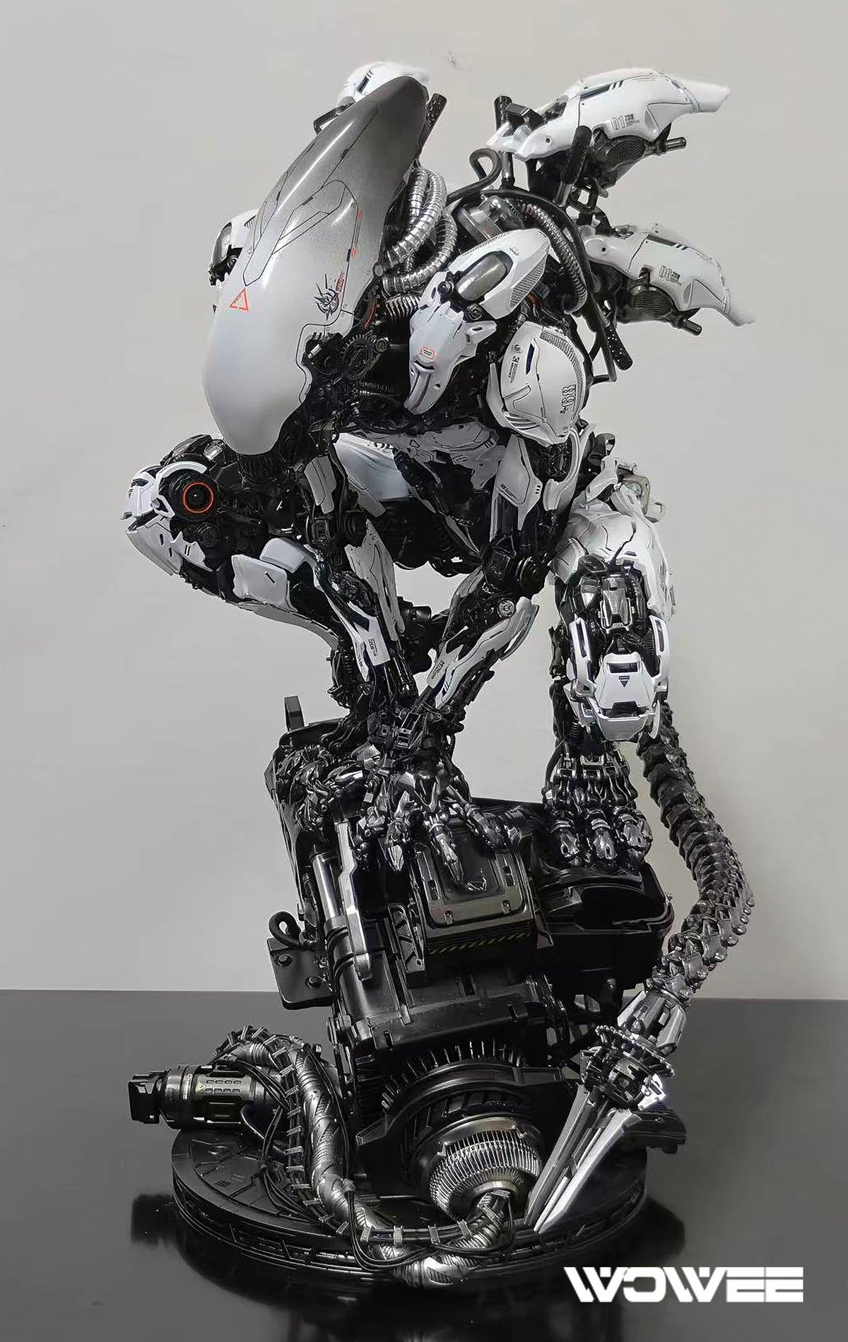 CYBORG-ALIEN - 30cm Resin Statue