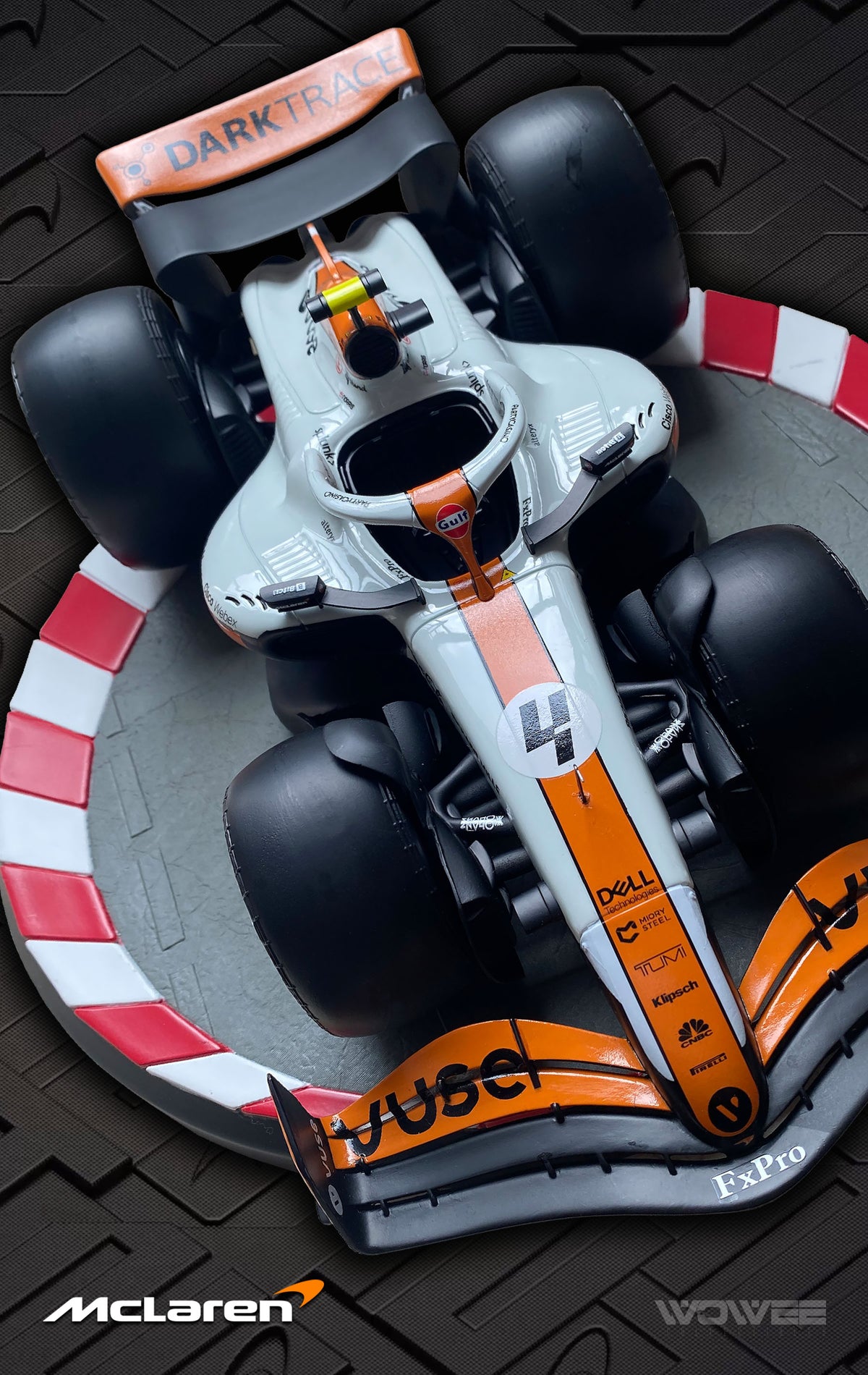 McLAREN-F1 CRAZY CAR