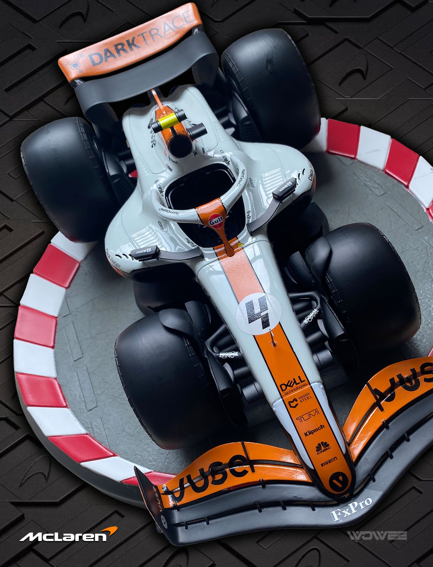 McLAREN-F1 CRAZY CAR