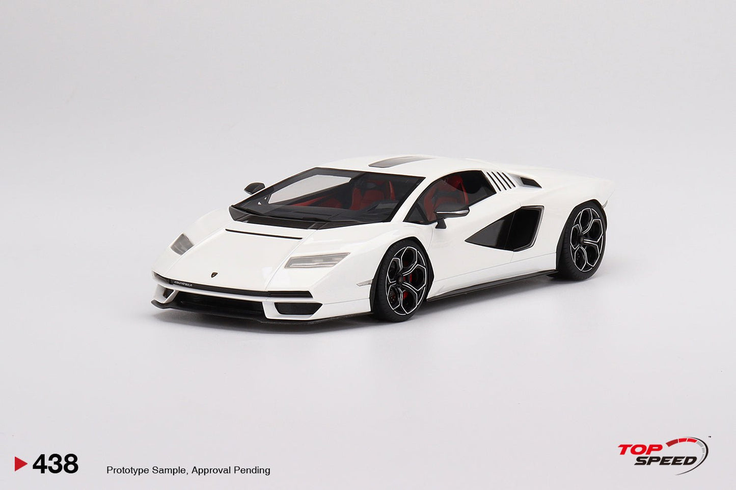Lamborghini Countach LPI 800-4 Bianco Siderale