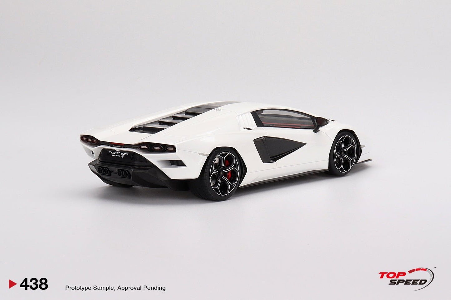 Lamborghini Countach LPI 800-4 Bianco Siderale