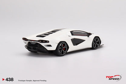 Lamborghini Countach LPI 800-4 Bianco Siderale