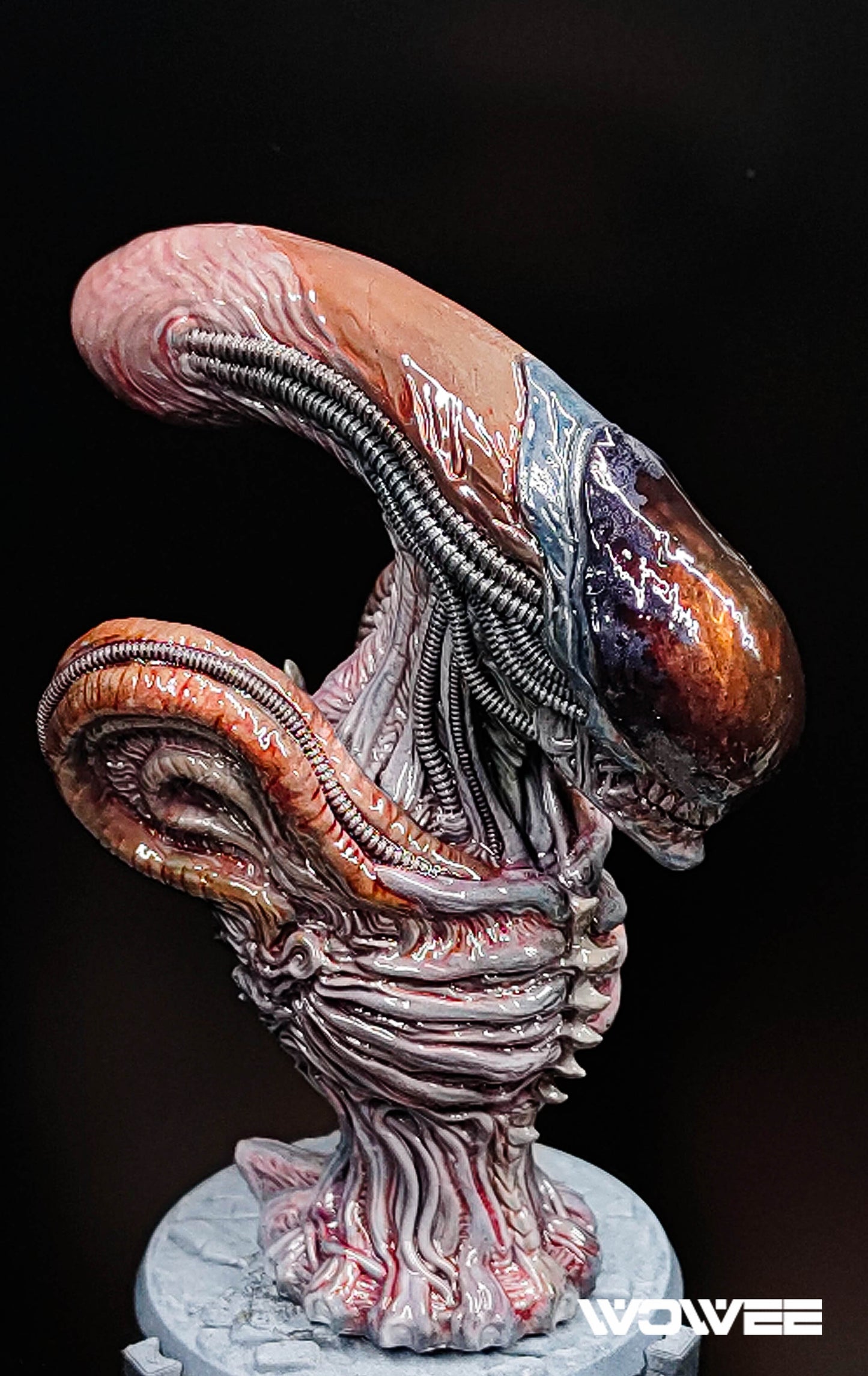 ALIEN RESIN BUST
