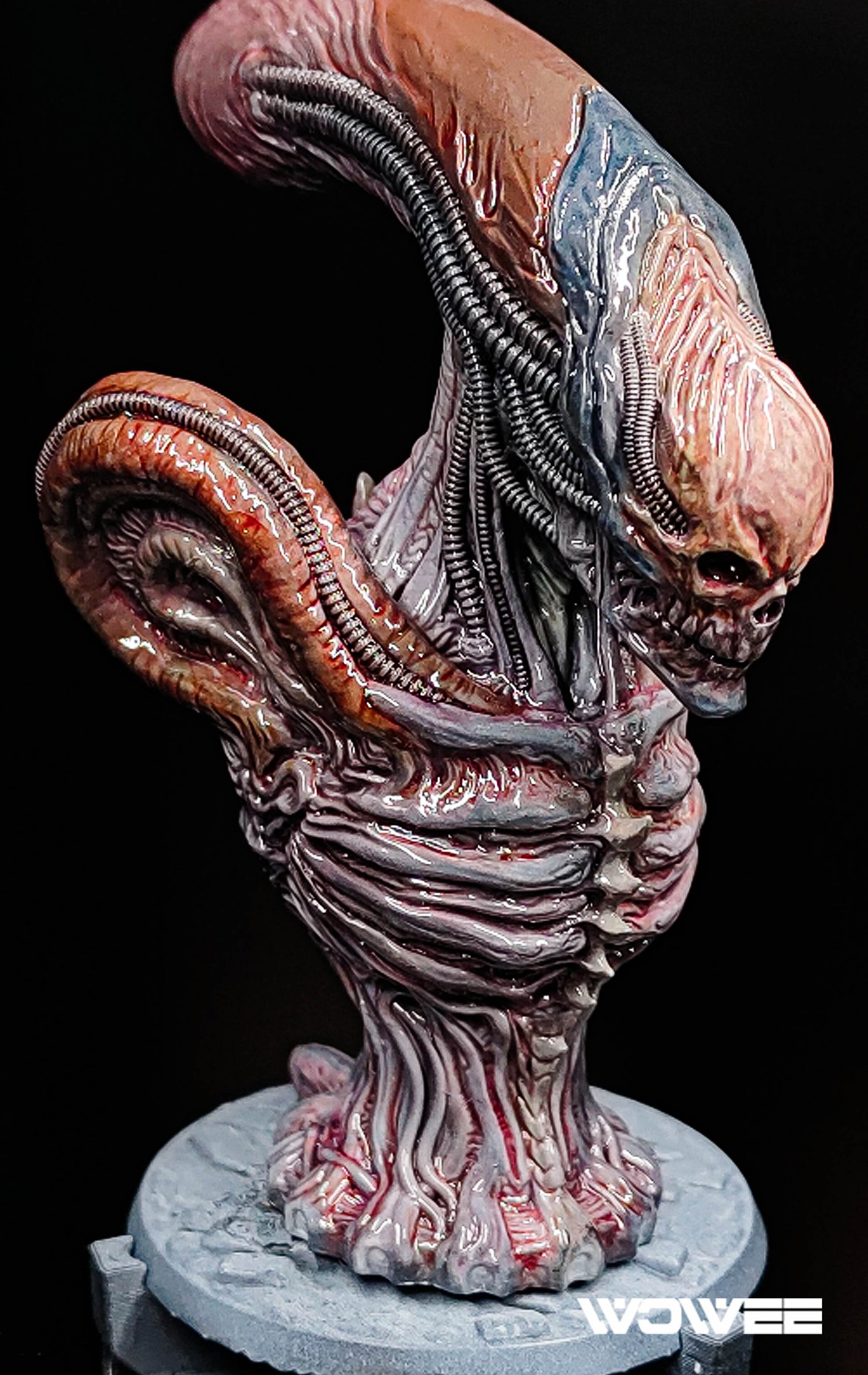 ALIEN RESIN BUST