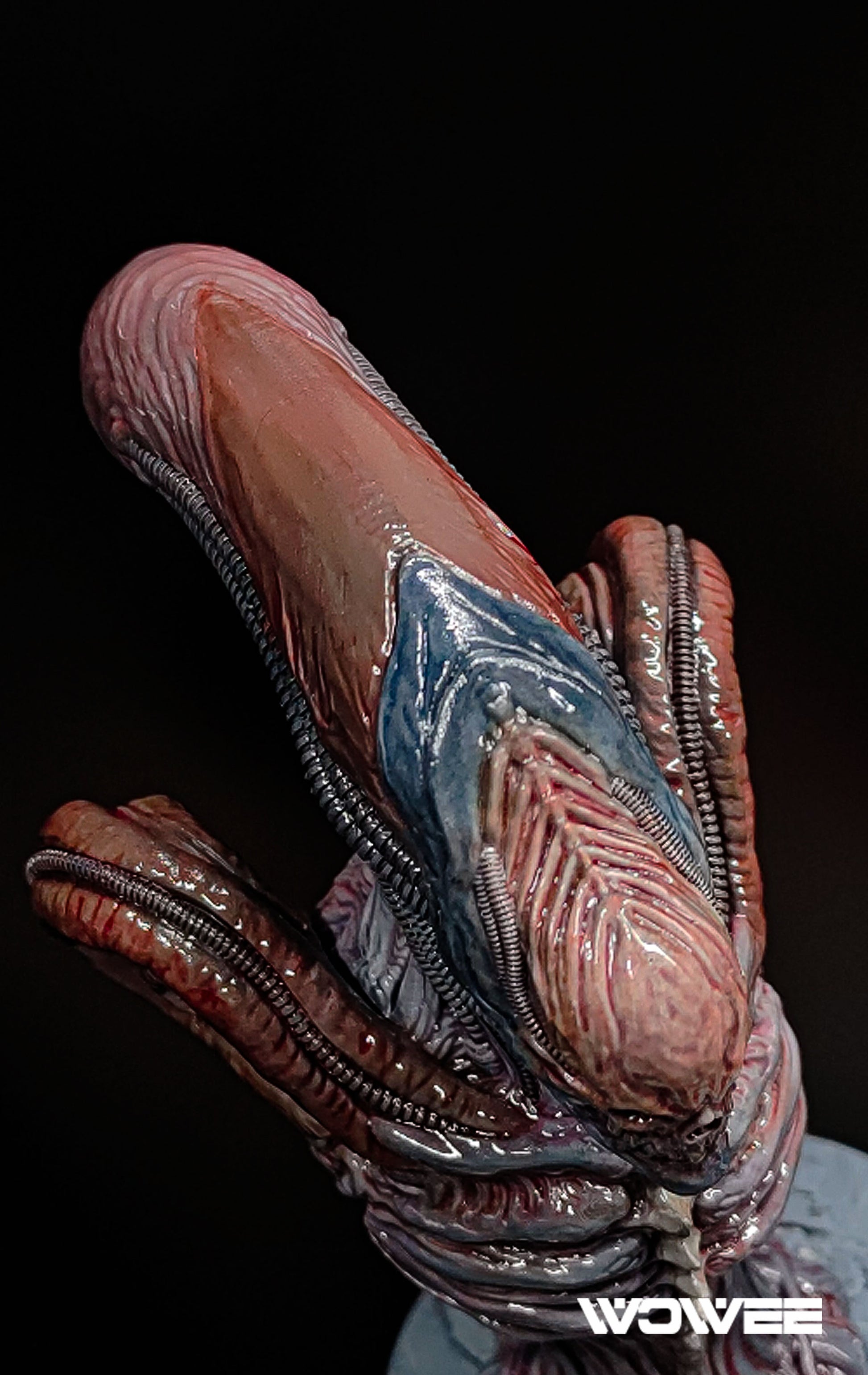 ALIEN RESIN BUST