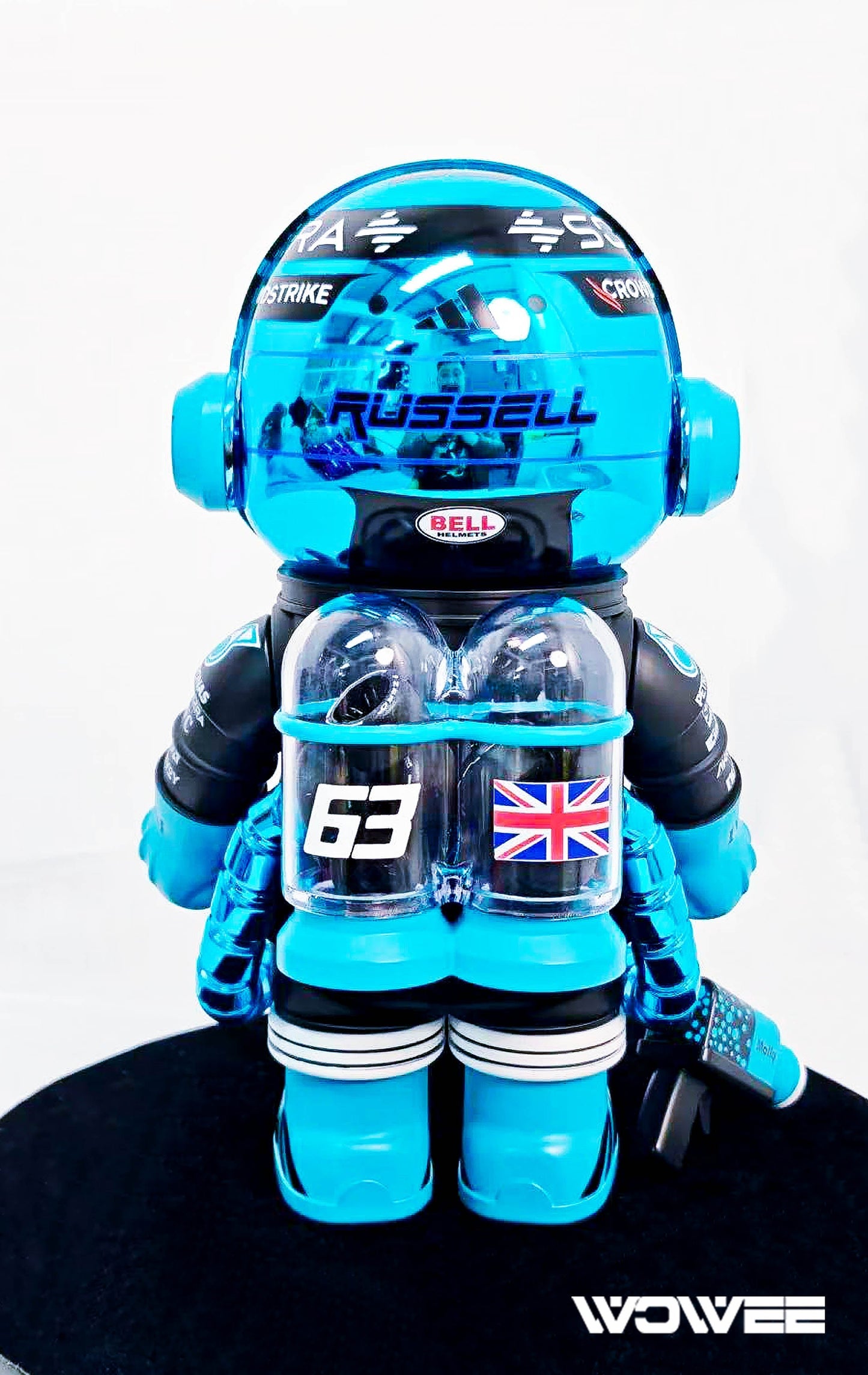 F1 DESIGNER TOY - GEORGE RUSSELL