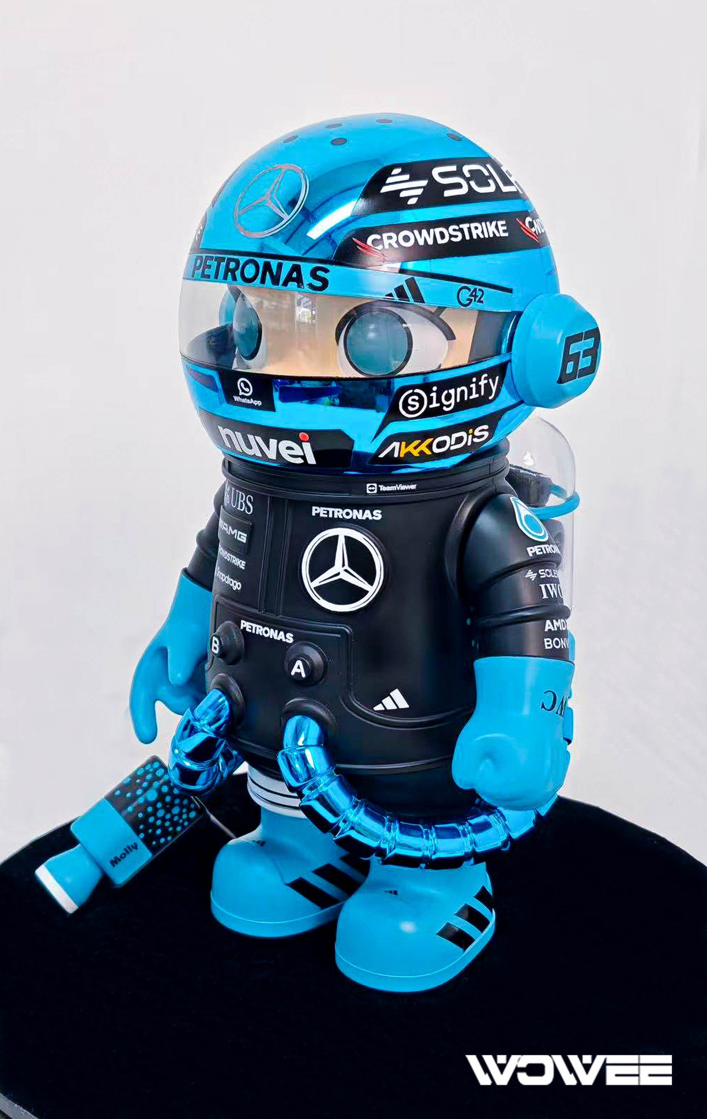 F1 DESIGNER TOY - GEORGE RUSSELL