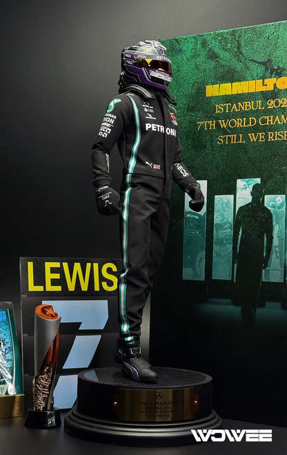 LEWIS HAMILTON - MERCEDES