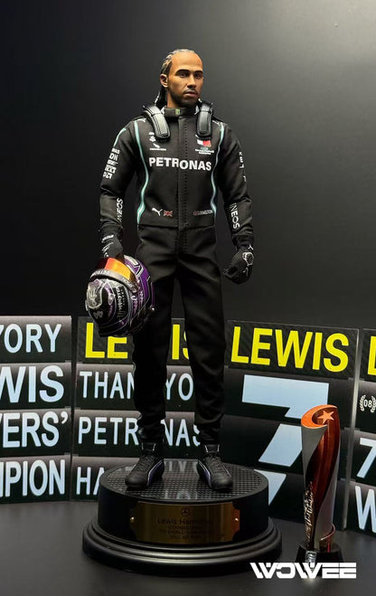 LEWIS HAMILTON - MERCEDES