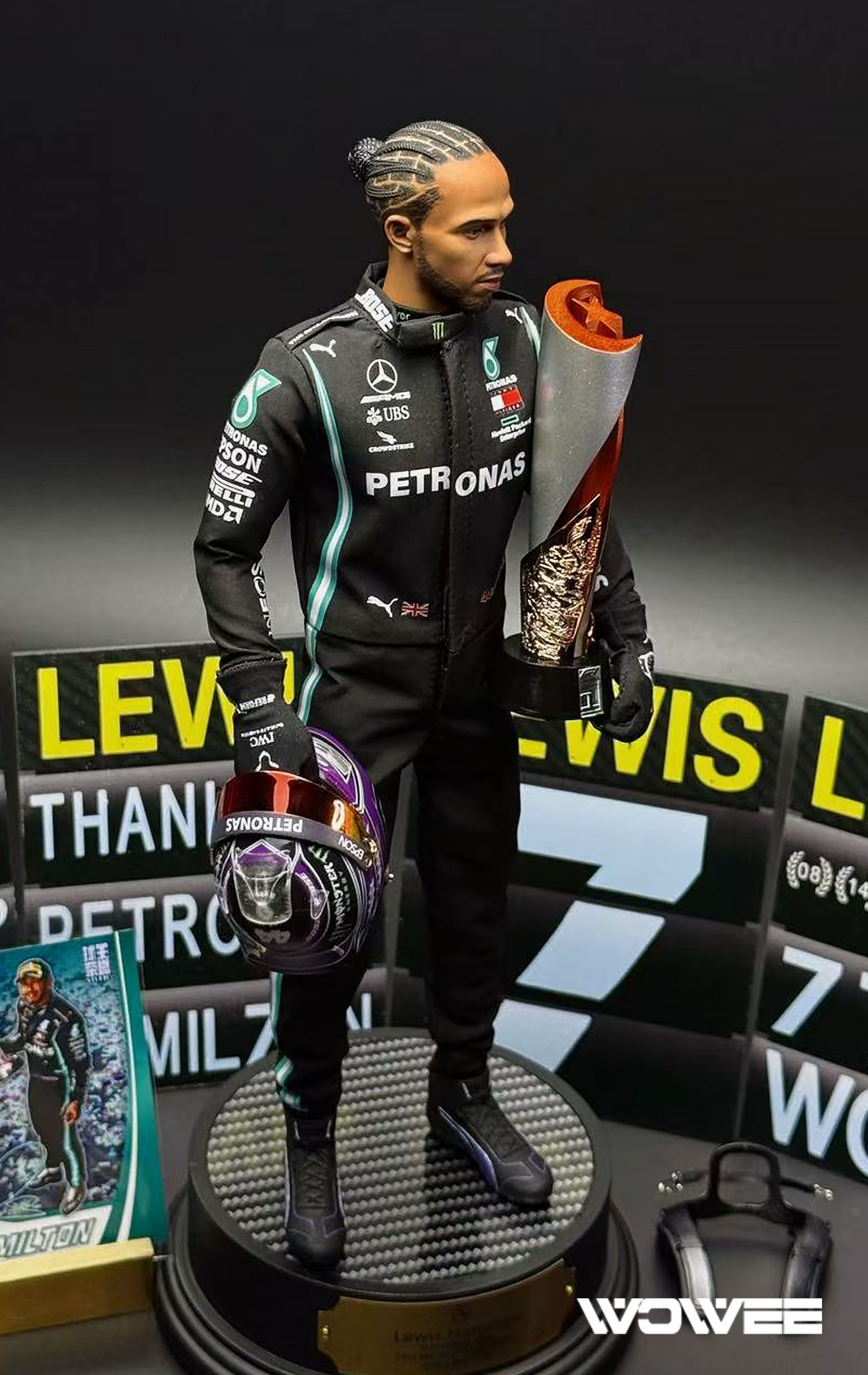 LEWIS HAMILTON - MERCEDES