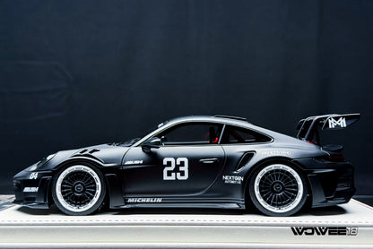 PORSCHE 911-GT3-RS