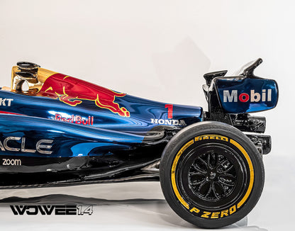 RED BULL F1 ART MODEL