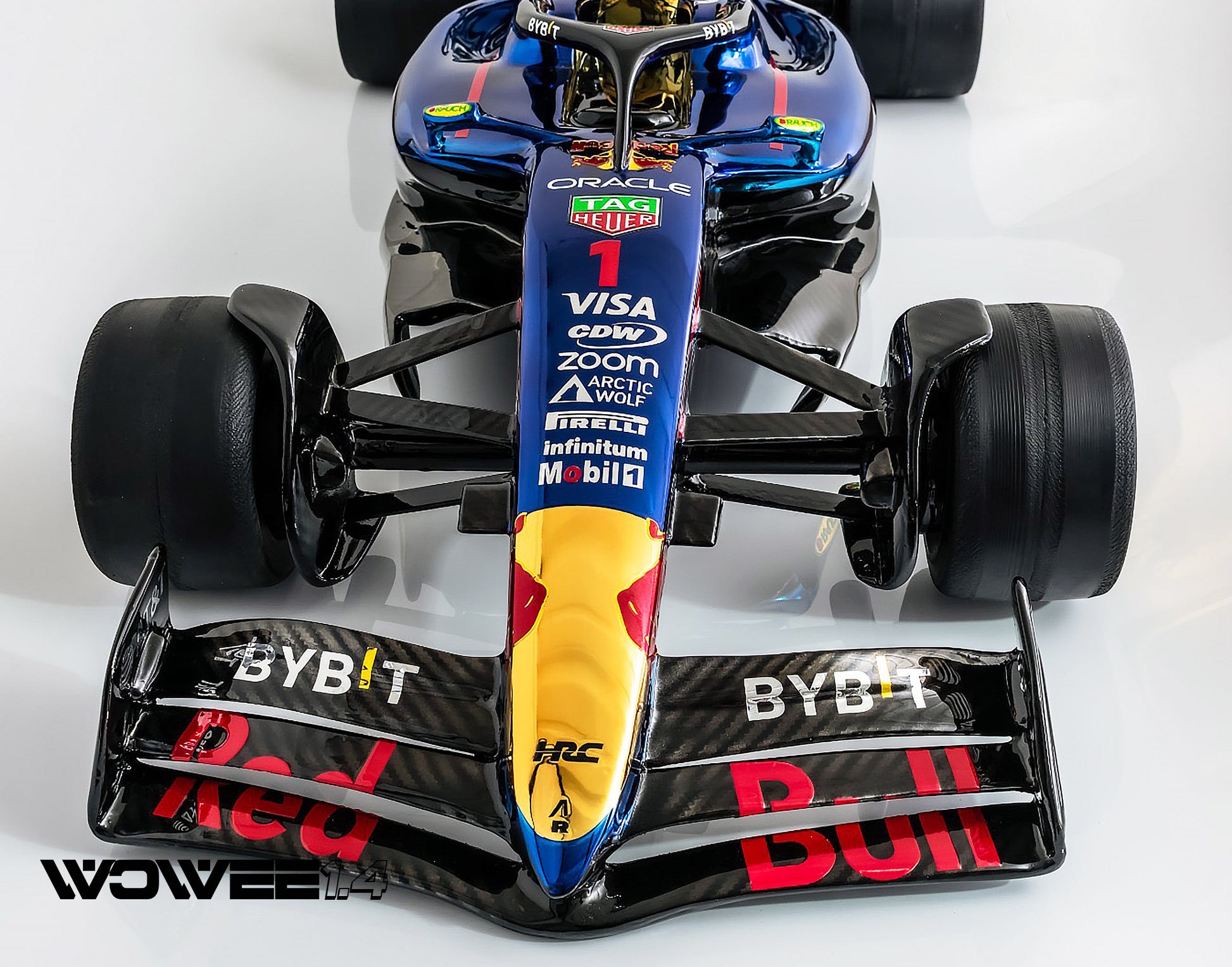RED BULL F1 ART MODEL